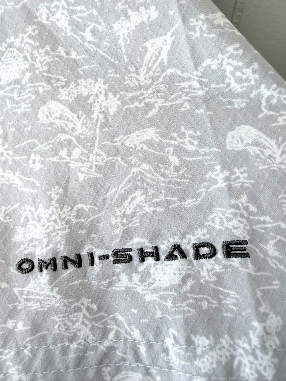 Columbia PFG Omni-Shade Gray Fish Boat Pattern Short Sleeve Button Down Shirt L - Picture 4 of 10